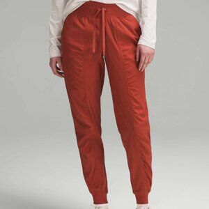 NWOT - Lululemon Dance Studio Mid Rise Jogger  Size 10